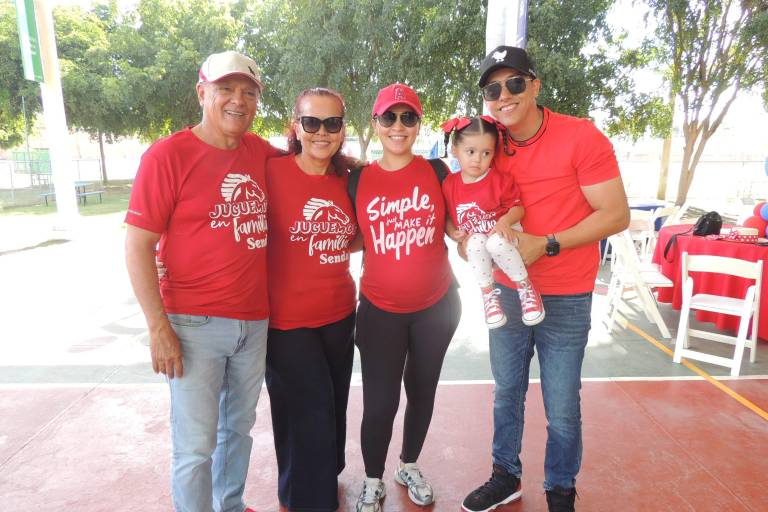Disfrutan en el Instituto Senda de su tradicional evento ‘Rojos y Azules’