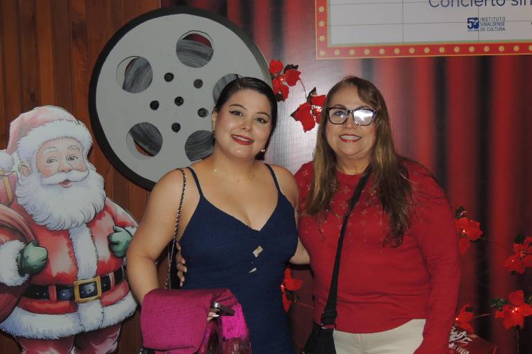 Dan sinaloenses la bienvenida a la Navidad, con el Concierto Decembrino Cinema