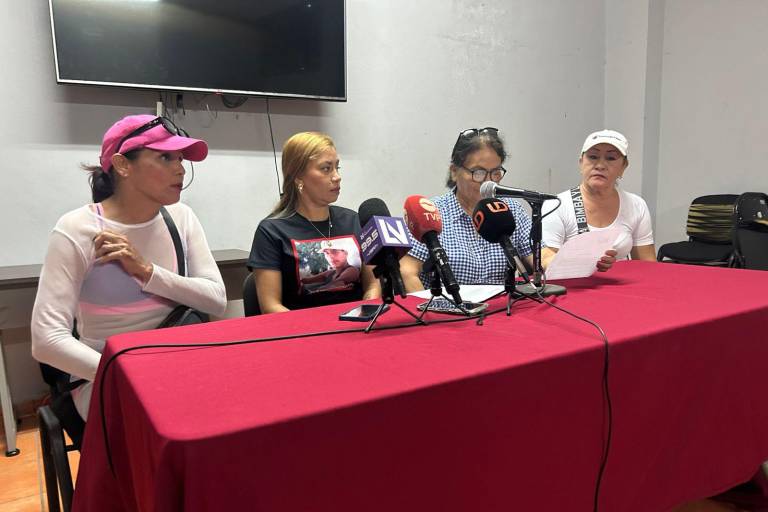 Mega clase de zumba se suma al apoyo de mujeres rastreadoras en Mazatlán