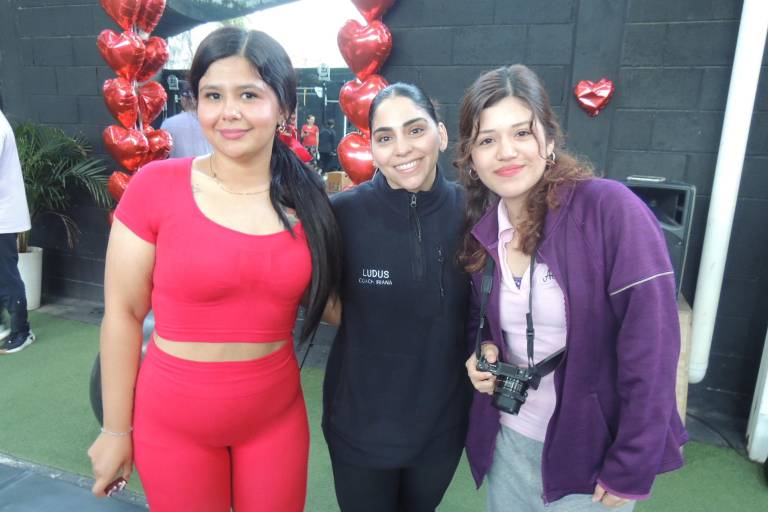 Disfrutan de un activo 14 de febrero en Ludus Magnus