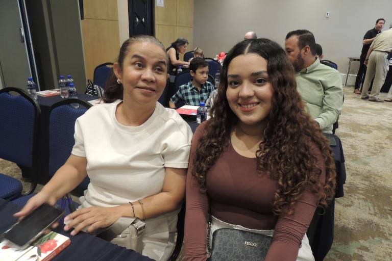 Comparte Efraín Romo Santos la historia de la oftalmología en Sinaloa