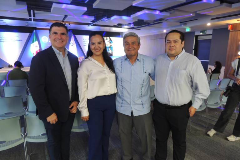 Amplía Tec de Monterrey su oferta educativa en Sinaloa