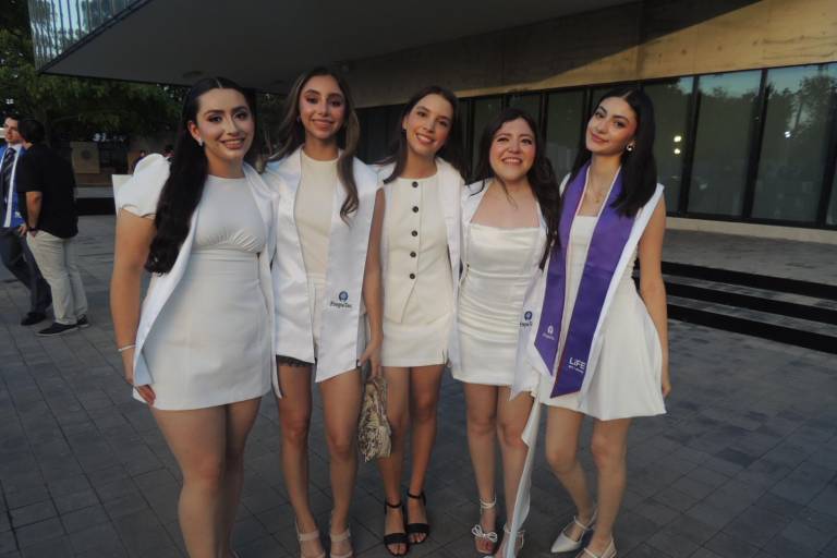 En solemne ceremonia, egresa la Generación Mayo 2026 de la Prepa Tec