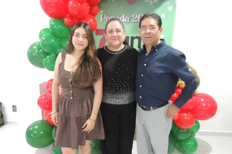 Celebran periodistas de la Asociación 7 de Junio su tradicional posada