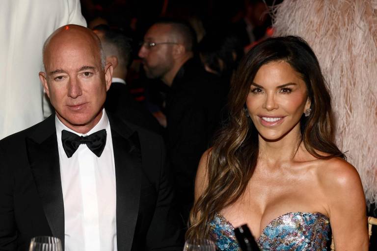 Entre protestas, la boda de Jeff Bezos y Lauren Sánchez