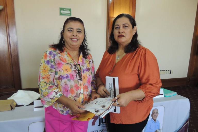 Reconocen periodistas las trayectorias de Angelina Zamudio y Benigno Aispuro
