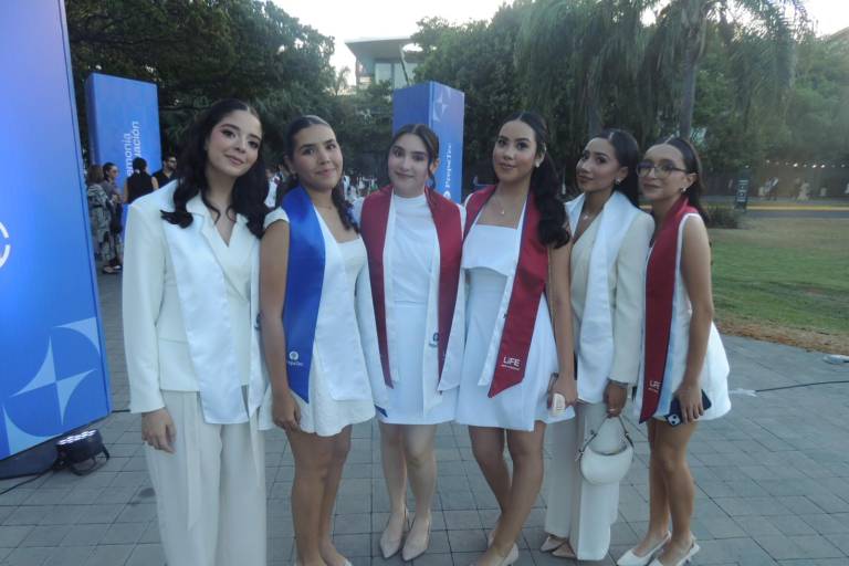 En solemne ceremonia, egresa la Generación Mayo 2026 de la Prepa Tec