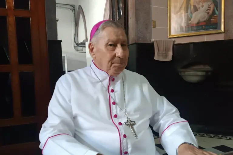 Mario Espinosa Contreras exhorta a la moderación y a vivir la paciencia como virtud.