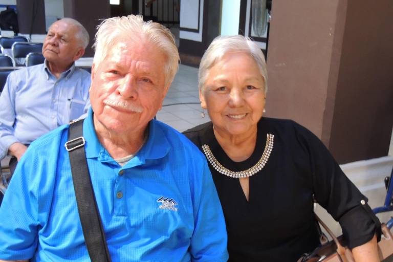 Invita Paulina Salazar a recuperar tu esencia, a través de su libro ‘Volver a uno mismo’