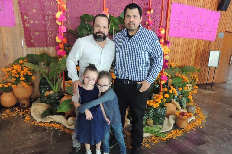 Disfrutan del vuelo de las mariposas con el espectáculo ‘Monarca’