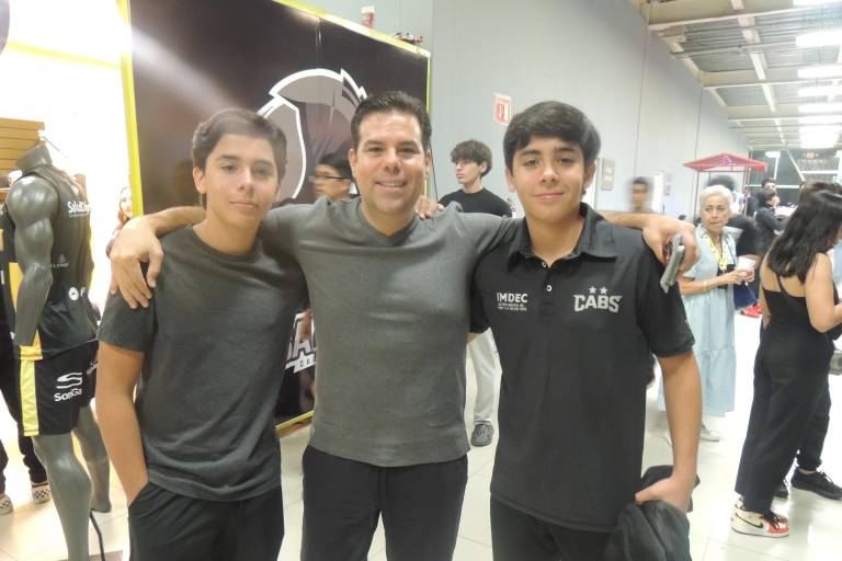 Celebran el triunfo de Caballeros de Culiacán vs Rayos de Hermosillo