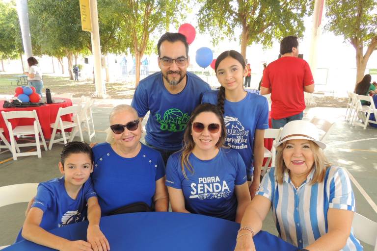 Disfrutan en el Instituto Senda de su tradicional evento ‘Rojos y Azules’