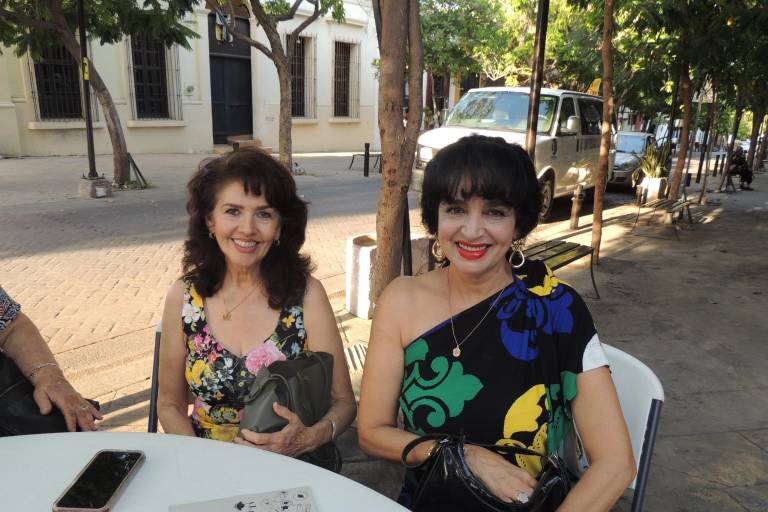 Reconoce María Julia trayectoria de científicos mexicanos en su nuevo libro