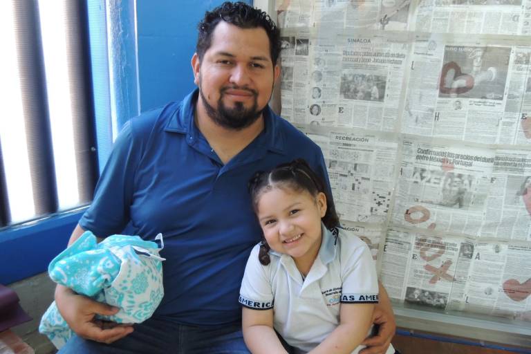 Con un taller de matrogimnasia fortalecen papás su relación con sus hijos