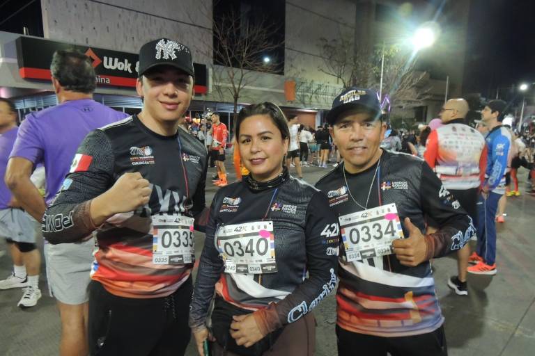 Corren en la gran fiesta del Maratón Internacional de Culiacán 2026