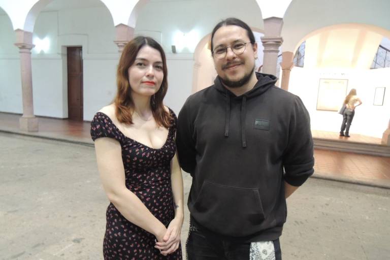 Admiran la trayectoria de Pedro Valtierra, con su exposición ‘Volver a la tierra del Quetzal’