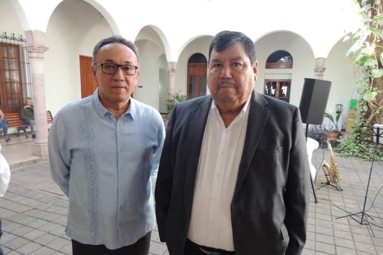 Premian a Rosy Paláu y Ariosto Uriel Hernández por su creatividad en cuento y poesía