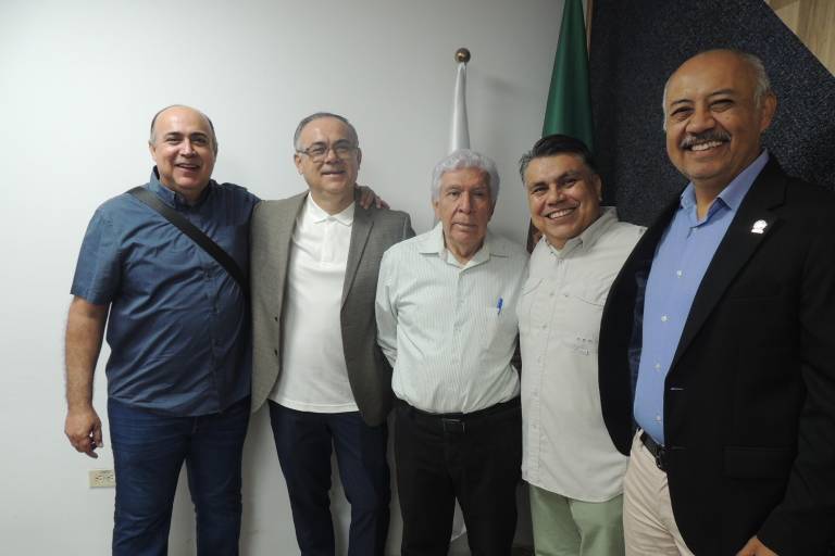 Comparte Paúl Chávez con empresarios, estrategias para reinventar su negocio