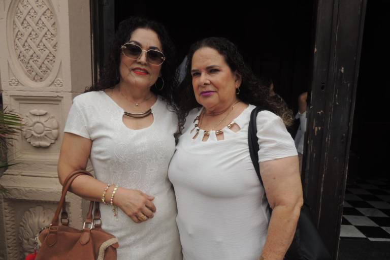Celebran ex alumnos de la Facultad de Odontología su 40 aniversario