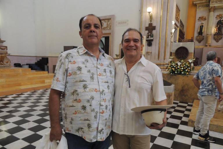 Celebran ex alumnos de la Facultad de Odontología su 40 aniversario