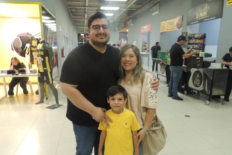 Celebran el triunfo de Caballeros de Culiacán vs Rayos de Hermosillo