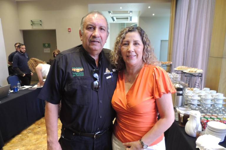 Buscan construir paz y fortalecer a empresas con la responsabilidad social empresarial