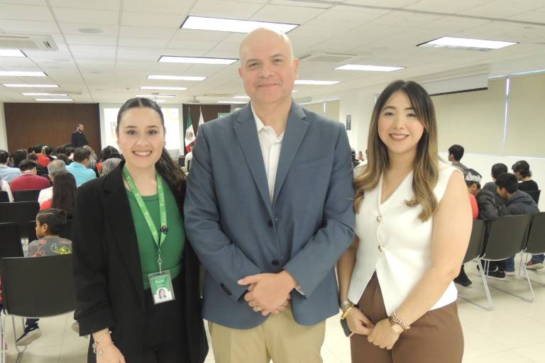 Conocen el modelo académico de la preparatoria del Tecmilenio con un Open House