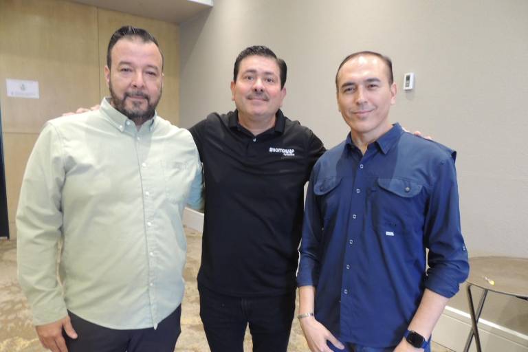 Comparte Efraín Romo Santos la historia de la oftalmología en Sinaloa