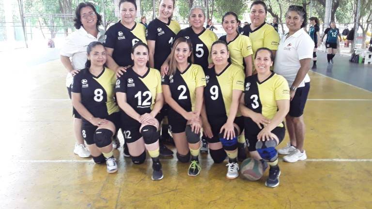 El Centro Cívico Constitución fue el escenario del Interligas de voleibol femenil Sinaloa 2022.