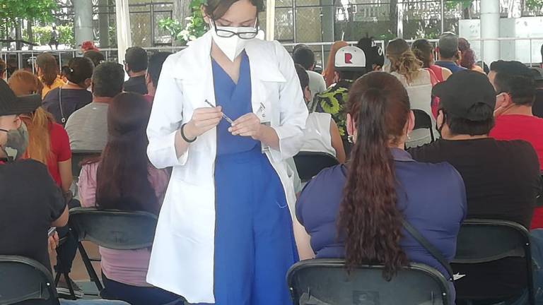 Salud Sinaloa informó que se tiene un 80 por ciento de avance en la vacunación de la población en Sinaloa