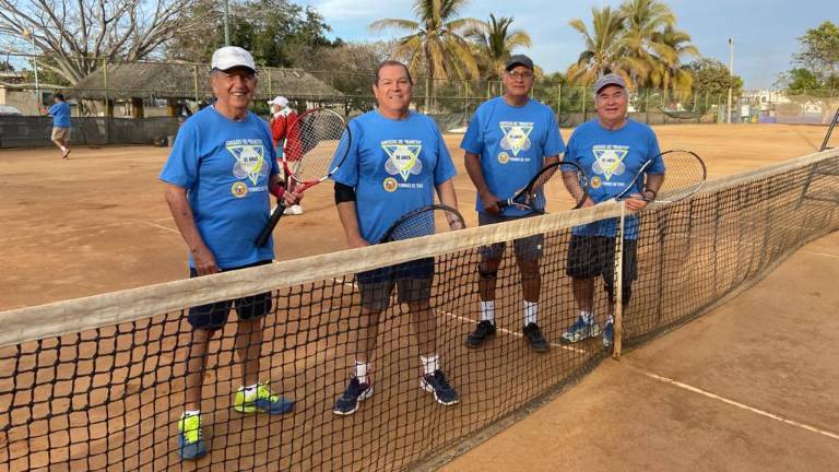 De izquierda a derecha: Melesio Gaxiola, Raúl Ocampo, Francisco Zepeda y Guillermo Sosa.