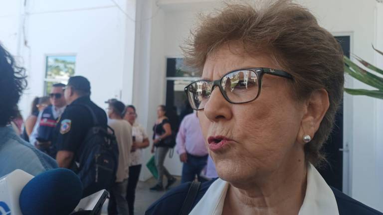 Lourdes Magallón Huerta, presidenta del Patronato de Bomberos de Mazatlán.