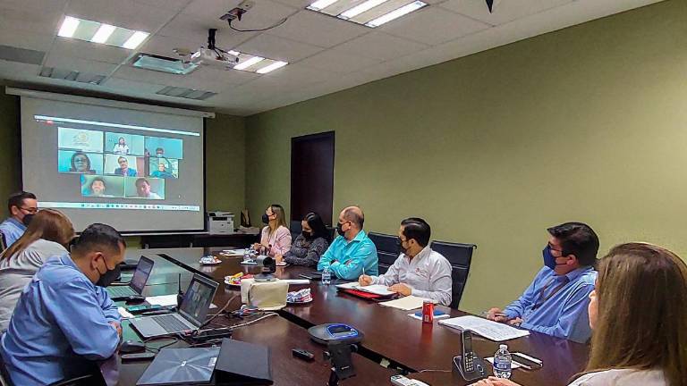 Reunión de las autoridades para conocer el PAAVI 2022