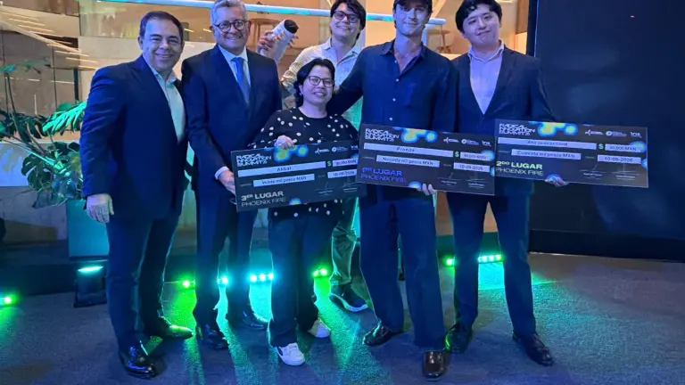 Simon Lacy y Francisco Madero llevaron a Pronos al primer lugar de Phoenix Fire, donde compitieron como la única startup sinaloense entre los cinco proyectos finalistas.