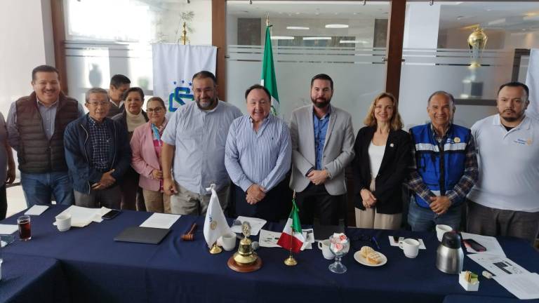 En rueda de prensa los organizadores informaron que la caminata se realizará en la cancha de futbol del Colegio SAM.