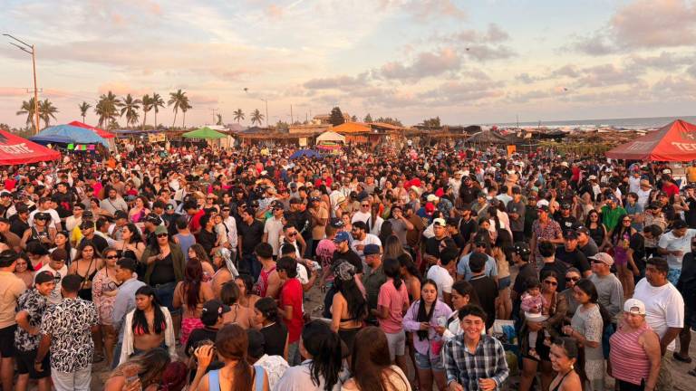 El mayor repunte de bañistas se dio en Sábado Santo y Domingo de Resurrección, con una afluencia estimada de 5 mil 500 a 6 mil personas.