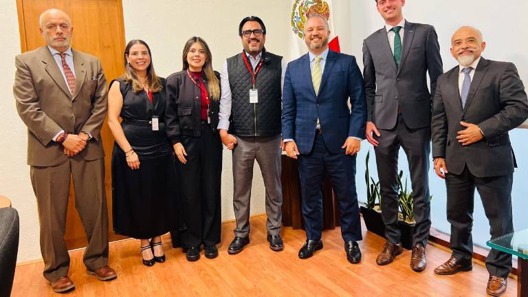 El Alcalde de Culiacán Juan de Dios Gámez Mendívil se reunió con personal de la Secretaría de Relaciones Exteriores.