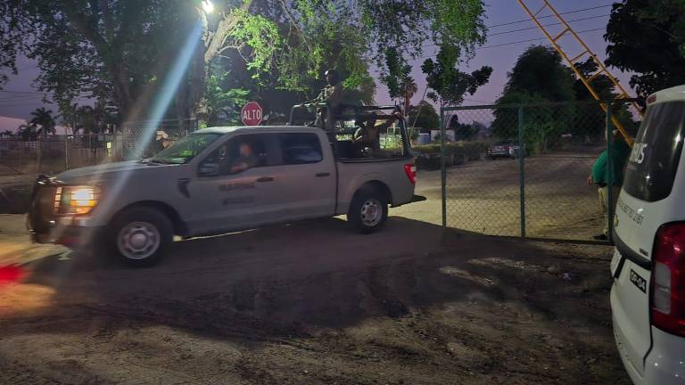 Autoridades acudieron a una cuartería de Campo Batán, en Culiacán, donde fue localizado sin vida un jornalero agrícola.
