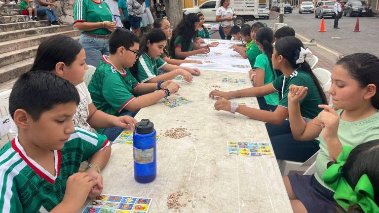 Niñas y niños participaron en actividades lúdicas durante la jornada “Mete gol contra el Trabajo Infantil” en Rosario.