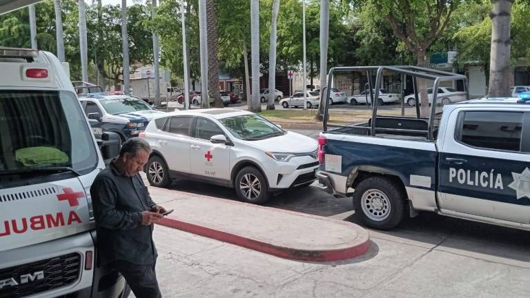 Hieren a balazos a hombre en intento de robo de su auto en Culiacán