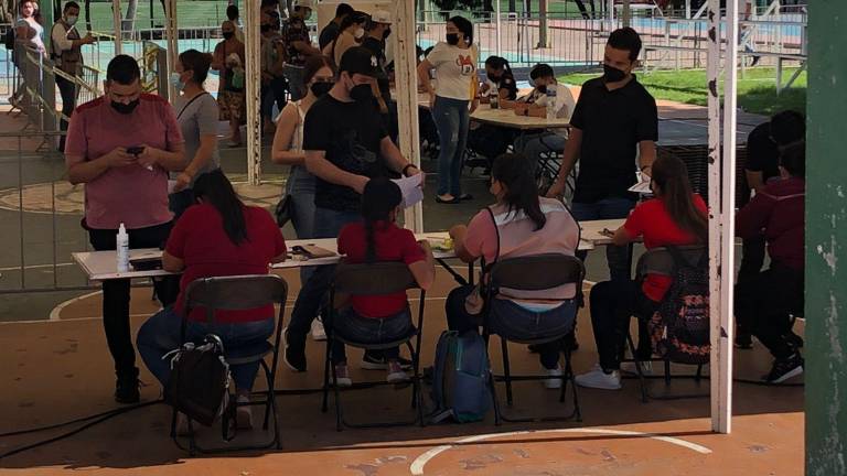 Los jóvenes recibirán la vacuna Sinovac.