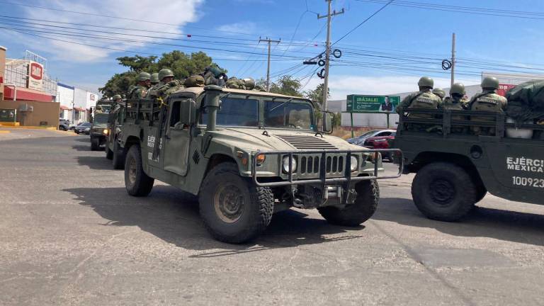 Los operativos de este viernes se realizaron tras el arribo de 300 elementos militares a Culiacán.