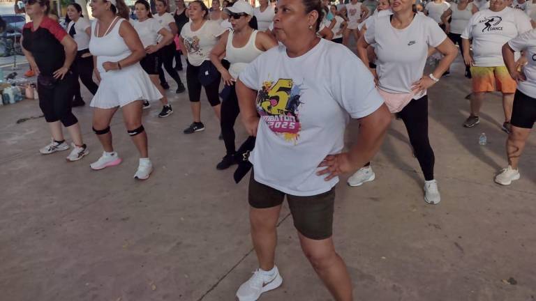 La velaria de Playa Norte será el escenario de la Máster Class con causa, este domingo.