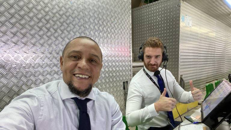 Roberto Carlos (izq.) fue operado del corazón y evoluciona favorablemente en Brasil.