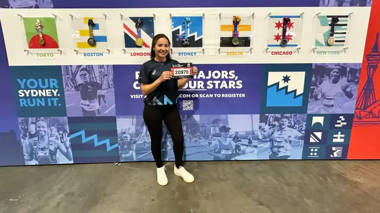 Isis Silman Russel completó los siete grandes maratones.