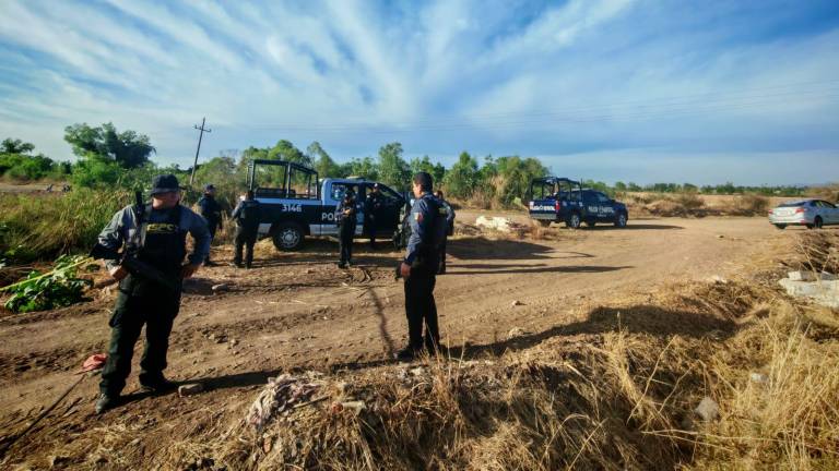 El hallazgo se registró antes del mediodía por un camino que se encuentra próximo al panteón de la comunidad.