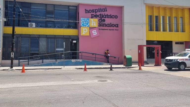 Como grave se reporta el estado de salud del menor de 5 años internado en el Hospital Pediátrico de Sinaloa.