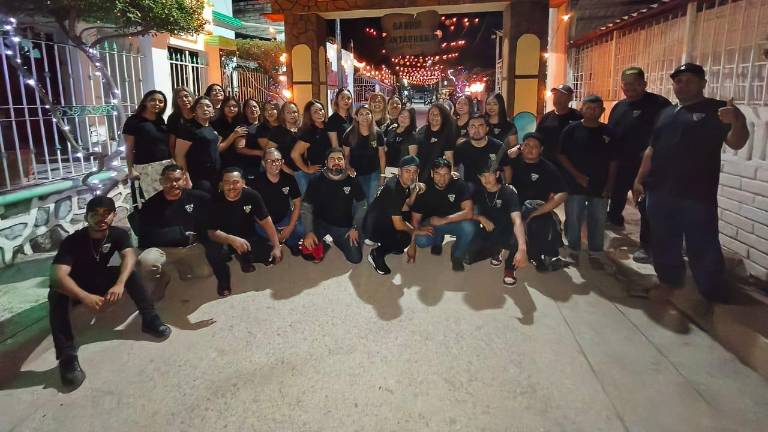 El barrio “Cantarranas” se une para organizar el tradicional baile callejero de Chametla.