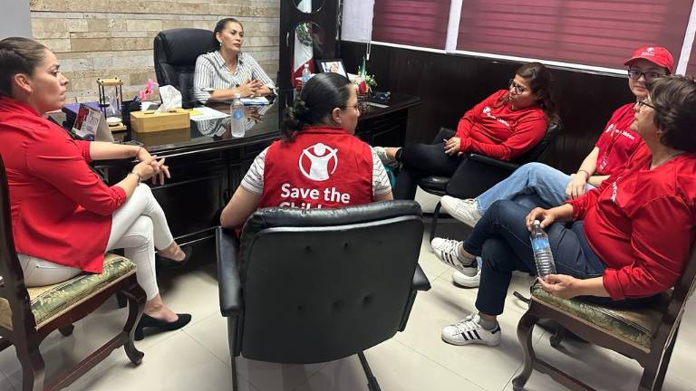 El Gobierno Municipal e integrantes de Save The Children se reunieron para implementar estrategias.