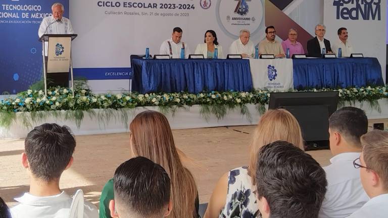 Autoridades educativas y civiles participan en el inicio del ciclo escolar del Tecnológico Nacional de México campus Culiacán.